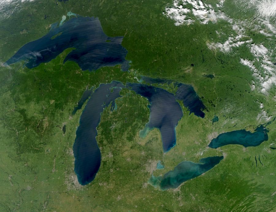 Satellietfoto van de vijf Grote Meren, Huron, Ontario, Michigan, Erie en Superior, gezien vanuit de ruimte zonder wolken boven de meren